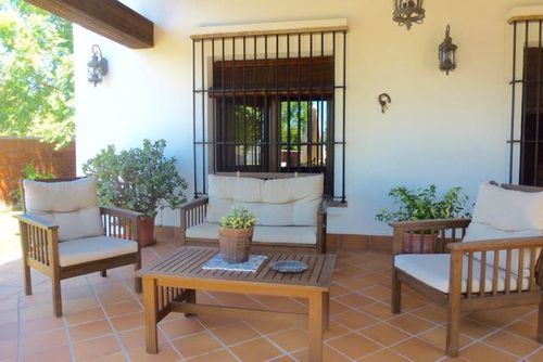 Monteblanco Amplia y cómoda villa en Chiclana de la Frontera, Costa de la Luz, España, con piscina privada para 10 personas. La casa está situada....