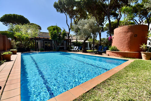 Sancti Petri Large and comfortable villa in La Barrosa, Costa de la Luz, Spain with a private pool for 8 persons. The house is situated in a residential beach area, close to restaurants and bars, shops and supermarkets, and 500 m from La Barrosa beach....