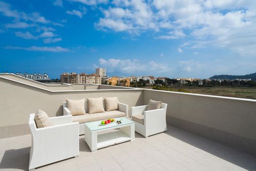 Arenal Dream IV Modernes und komfortables Apartment in Javea, Costa Blanca, Spanien mit Gemeinschaftspool für 6 Personen. Das Apartment befindet sich in einem Wohngebiet in Strandnähe, in der Nähe von Restaurants und Bars, Geschäften, Supermärkten und einem Tennisplatz, 200 m vom Arenalstrand und 0,2 km vom Mediterraneo entfernt....