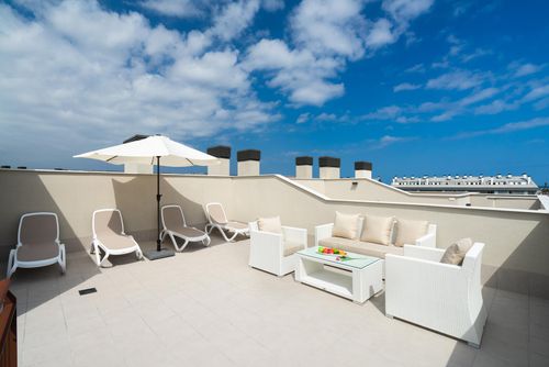 Arenal Dream IV Modern and comfortable apartment in Javea, Costa Blanca, Spain with communal pool for 6 persons. The apartment is situated in a residential beach area, close to restaurants and bars, shops, supermarkets and a tennis court, 200 m from Arenal Beach and 0....