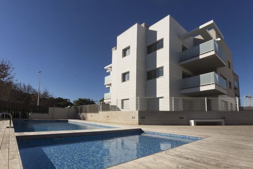 Atico La Haya LT Large and comfortable apartment with communal pool in Javea, Costa Blanca, Spain for 6 persons. The apartment is situated in a residential area, close to supermarkets and 1 km from El Arenal beach....