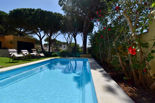 Tanit Large and cheerful villa with private pool in Chiclana de la Frontera, Coast of Light, Spain for 8 persons. The house is situated in a residential beach area....
