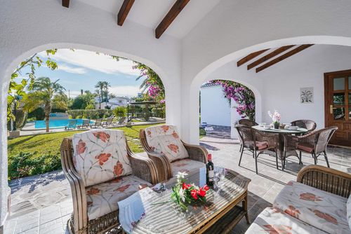 Maison de vacances Villa Sortetes: Javea, Costa Blanca, Espagne. Terrasse et piscine et Jardin et piscine