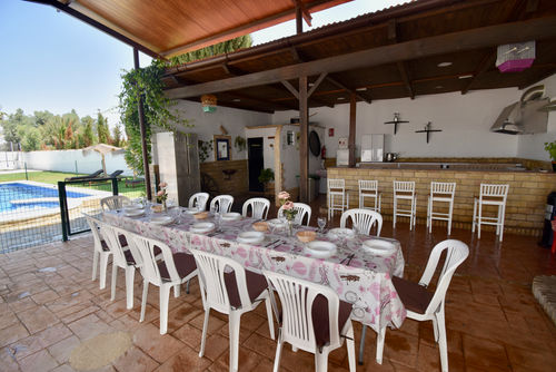 Lola Villa con piscina privada en Chiclana de la Frontera, Costa de la Luz, España, para 11 personas. La casa está situada en una zona costera y rural....