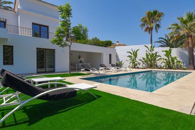 Villa Amipa: Moraira, Costa Blanca, Spain. Terrace and pool, Sunbeds and with private pool and terrace