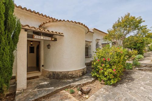 Tranquil Townhouse in Balcon al Mar Haus in Javea, Costa Blanca, Spanien mit Gemeinschaftspool für 4 Personen. Das Haus befindet sich in einem Küsten- und hügeligen Gebiet....