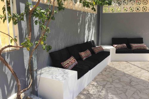 Villa el Viaje de la Mariposa Wunderbare und angenehme Villa mit privatem Pool in Benissa, Costa Blanca, Spanien für 6 Personen. Das Haus befindet sich in einer küstennahen, hügeligen, bewaldeten und Wohngegend, 4 km vom Strand Ampolla (Moraira) und 4 km von Moraira entfernt....