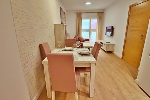 Poeta 1 Bedroom Apartment IHAEP11119 Modern and nice apartment in Fuengirola, Andalusia, Spain for 2 persons. The apartment is situated close to restaurants and bars, shops and supermarkets, and is 100 m from Los Boliches beach....