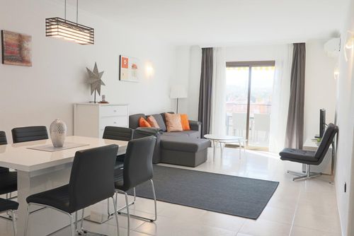 Pueblo Christina IHAPC0517 Comfortable apartment with communal pool in Fuengirola, Andalusia, Spain for 5 persons. The apartment is situated in an urban area....