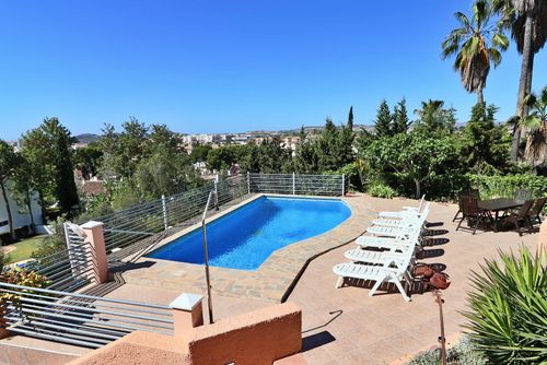 Los Olivos IHVLO0414 Villa with private pool in Mijas-Las Lagunas, Andalusia, Spain for 8 persons. The house is situated in a hilly area, 4 km from Fuengirola beach and 3 km from Fuengirola....