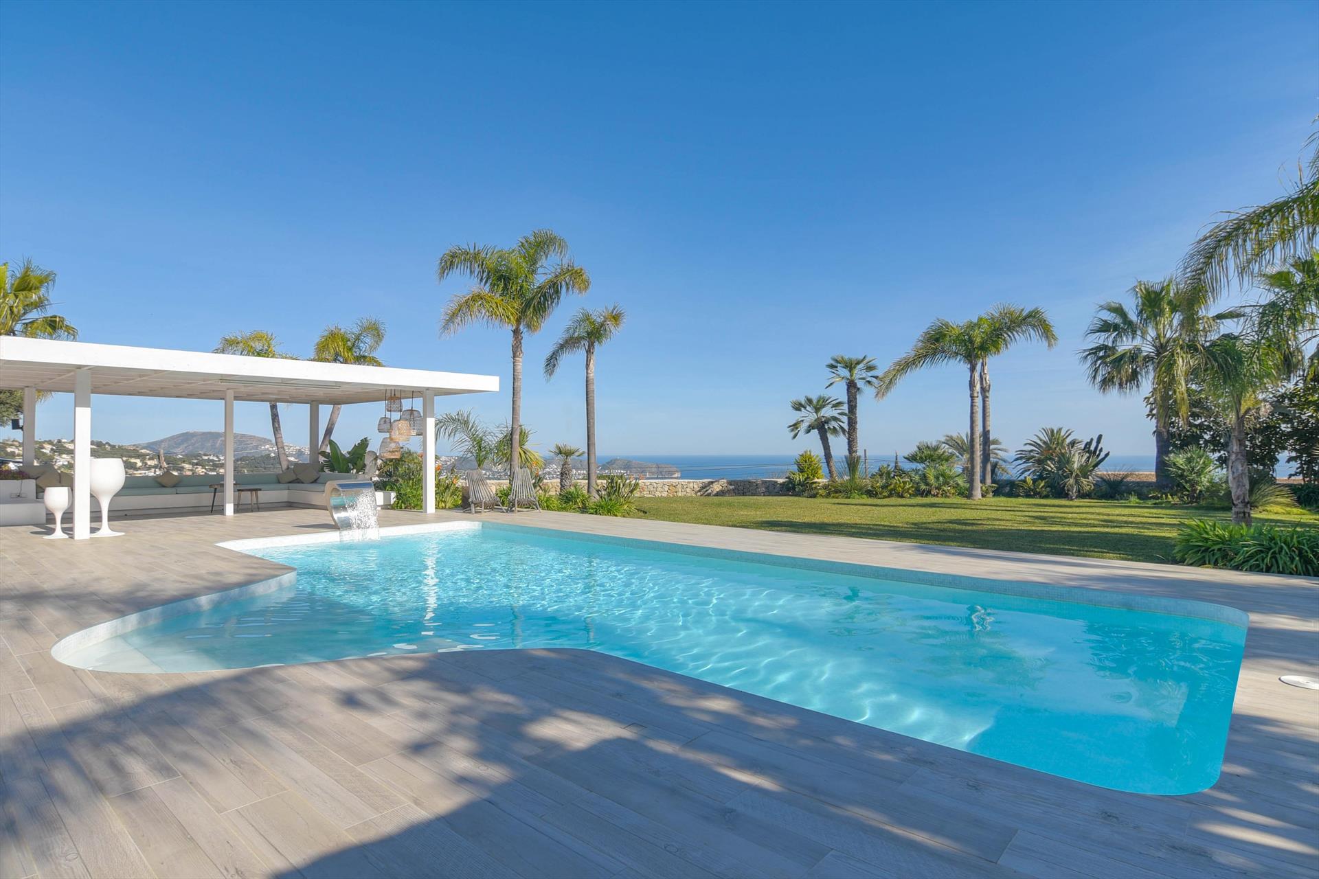 Aguila Rent a Villa