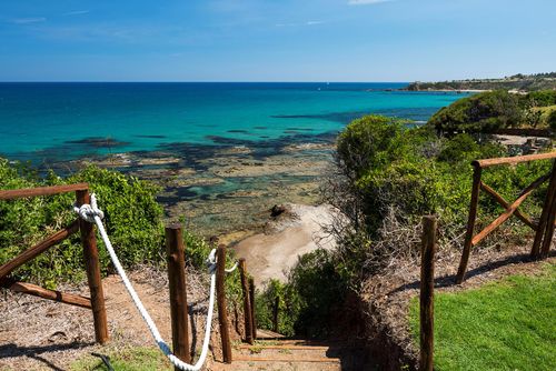 Villa Mandralisca Villa à Cefalù, Sicile, Italie pour 6 personnes. La maison est située dans une zone résidentielle proche de la plage, à 100 m de la plage et à 10 km de Cefalù....