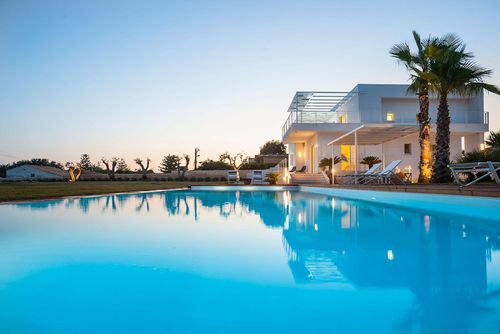 Villa StellaMarina Villa in Marina di Modica, Sicily, Italy with private pool for 10 persons. The house is situated in a residential beach area, 500 m from Marina di Modica and 400 m from the beach, and 0....