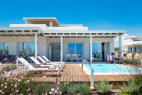 Villa San Lorenzo Palma Villa in Marzamemi, Sicily, Italy with private pool for 8 persons. The house is situated in a residential beach area, 500 m from San Lorenzo beach and 3 km from Marzamemi, with a rocky beach only 100 m away....
