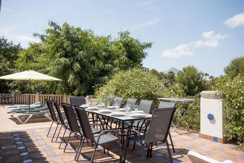 Alison 6 Grande villa classique avec piscine privée à Javea, Costa Blanca, Espagne pour 6 personnes. La maison est située dans un quartier résidentiel proche de la plage....