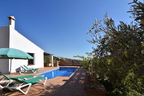 Frigiliana 034 Mooie en comfortabele villa in Frigiliana, Costa del Sol, Spanje  met privé zwembad voor 4 personen...