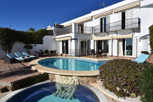 Nerja 055 Villa bonita y confortable  con piscina privada en Nerja, Costa del Sol, España para 8 personas...