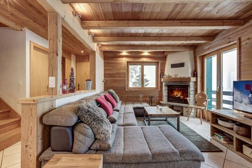 Chalet les Marmottes Vacker och bekväm semesterhus i La Tzoumaz, Four Valleys, Schweiz för 10 personer. Huset ligger i ett bergigt område och inom 500 m från skidbacken....