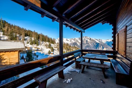 Chalet OnThePiste Classic and comfortable holiday house in La Tzoumaz, 4 Vallees, Switzerland for 8 persons...