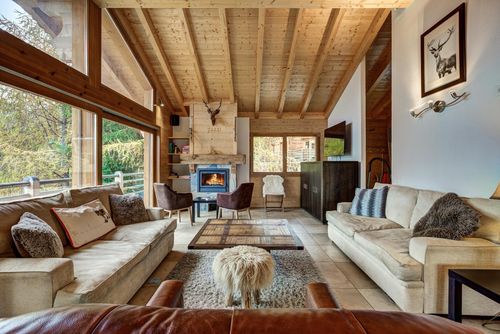 Chalet le Cerf Grande location de vacances intime à La Tzoumaz, 4 Vallees, Suisse pour 10 personnes...