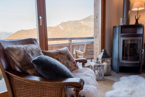 Chalet Petit Sapin Location de vacances charmante et de luxe à La Tzoumaz, 4 Vallees, Suisse pour 10 personnes...