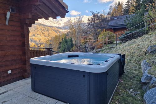 Chalet Petite Arvine - Jacuzzi - Views Location de vacances charmante et confortable à La Tzoumaz, 4 Vallees, Suisse pour 6 personnes...