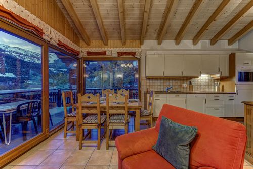 Chalet Petite Arvine - Jacuzzi - Views Liebliche und komfortable Ferienwohnung in La Tzoumaz, 4 Vallees, Schweiz für 6 Personen...