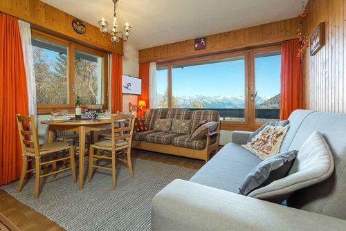 Appartement Richemont 124 Rustic and comfortable apartment in La Tzoumaz, 4 Vallees, Switzerland for 4 persons...