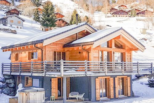 Chalet Kookaburra - Jacuzzi - Views: La Tzoumaz, 4 Vallees, Switzerland. Aerial view