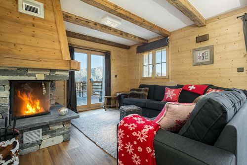 Chalet Grand Roi Location de vacances moderne et intime à La Tzoumaz, 4 Vallees, Suisse pour 10 personnes...
