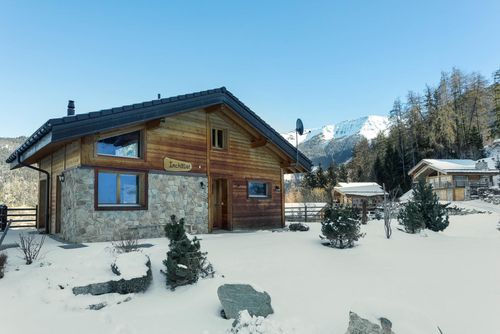 Chalet Inchalat Wunderschöne und gemütliche Ferienwohnung in La Tzoumaz, 4 Vallees, Schweiz für 8 Personen...