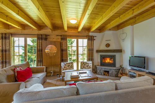 Chalet Haute Vue Location de vacances charmante et confortable à La Tzoumaz, 4 Vallees, Suisse pour 8 personnes...