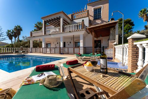 Nerja 009 Villa  med privat pool i Nerja, Costa del Sol, Spanien med plads til 10 personer...
