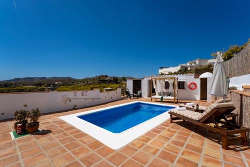 Nerja 011 Holiday home in Nerja, Costa del Sol, Spain with private pool for 2 persons. The house is situated in a hilly, rural and residential beach area, close to restaurants and bars and 3 km from La Torrecilla beach....