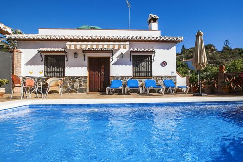 Nerja 012 Belle villa comfortable  avec piscine privée à Nerja, Costa del Sol, Espagne pour 4 personnes...
