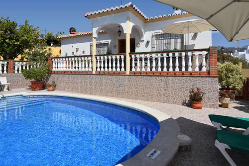 Nerja 021 Villa  con piscina privada en Nerja, Costa del Sol, España para 6 personas...