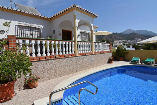 Nerja 021 Villa  con piscina privada en Nerja, Costa del Sol, España para 6 personas...