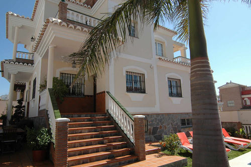 Nerja 052 Grande villa confortable à Nerja, Costa del Sol, Espagne  avec piscine privée pour 10 personnes...