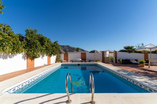 Nerja 053 Villa  con piscina privada en Nerja, Costa del Sol, España para 6 personas...