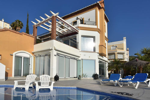 Nerja 054 Piękna, wesoła willa  z prywatnym basenem w Nerja, Costa del Sol, Hiszpania za 6 osoby...