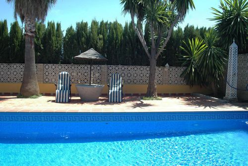 Sevilla 003 Rustiek en comfortabel vakantiehuis in Écija, Sevilla, Spanje  met privé zwembad voor 4 personen...