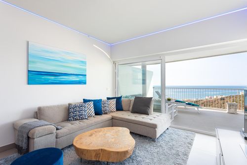 South Beach 6 2B Behagelig lejlighed med fælles pool i Benalmádena, Costa del Sol, Spanien til 5 personer. Lejligheden er beliggende i et feriekompleks med bar og restaurant, i et boligområde nær stranden og 500 m fra stranden....