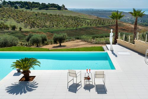 Villa Came Luxury villa with private pool in Ribera, Sicily, Italy for 6 persons. The villa is situated in a hilly and rural beach area, 3 km from the beach and 7 km from Ribera....