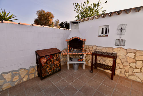 Fortuna Schöne und komfortable Villa mit privatem Pool in Chiclana de la Frontera, Costa de la Luz, Spanien, für 6 Personen. Das Haus befindet sich in einer Wohngegend in Strandnähe und ist 2 km vom Strand La Barrosa entfernt....