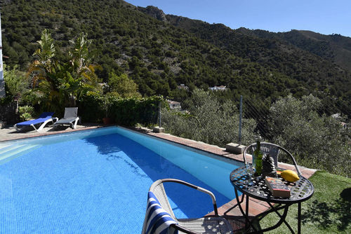 Frigiliana 015 Villa indah dan nyaman di Frigiliana, Costa del Sol, Spain  dengan kolam renang pribadi untuk 6 orang...