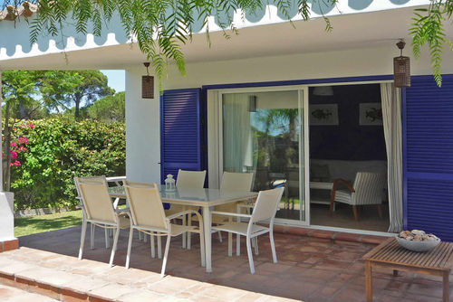 Conil 001 Moderne og hyggelig villa  med privat pool i Conil de la Frontera, Costa de la Luz, Spanien med plads til 6 personer...