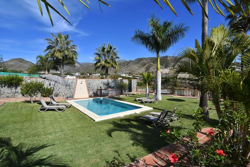 Nerja 006 Villa grande y acogedora  con piscina privada en Nerja, Costa del Sol, España para 6 personas...