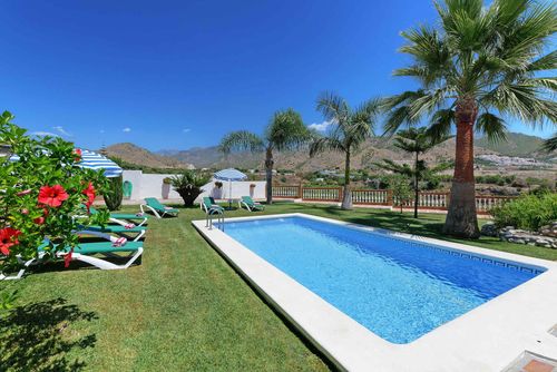 Nerja 026 Grande villa intime  avec piscine privée à Nerja, sur la Costa del Sol, Espagne pour 6 personnes...