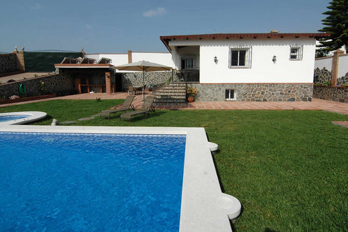 Nerja 059 Vivienda de vacaciones grande y acogedora en Nerja, Costa del Sol, España  con piscina privada para 8 personas...