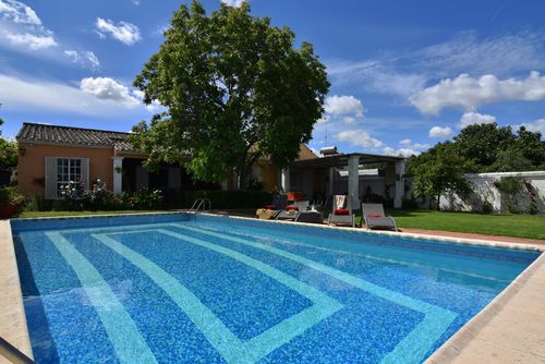 Córdoba 004 Store og komfortabel villa  med privat pool i Palma del Río, Córdoba, Spanien med plads til 8 personer...